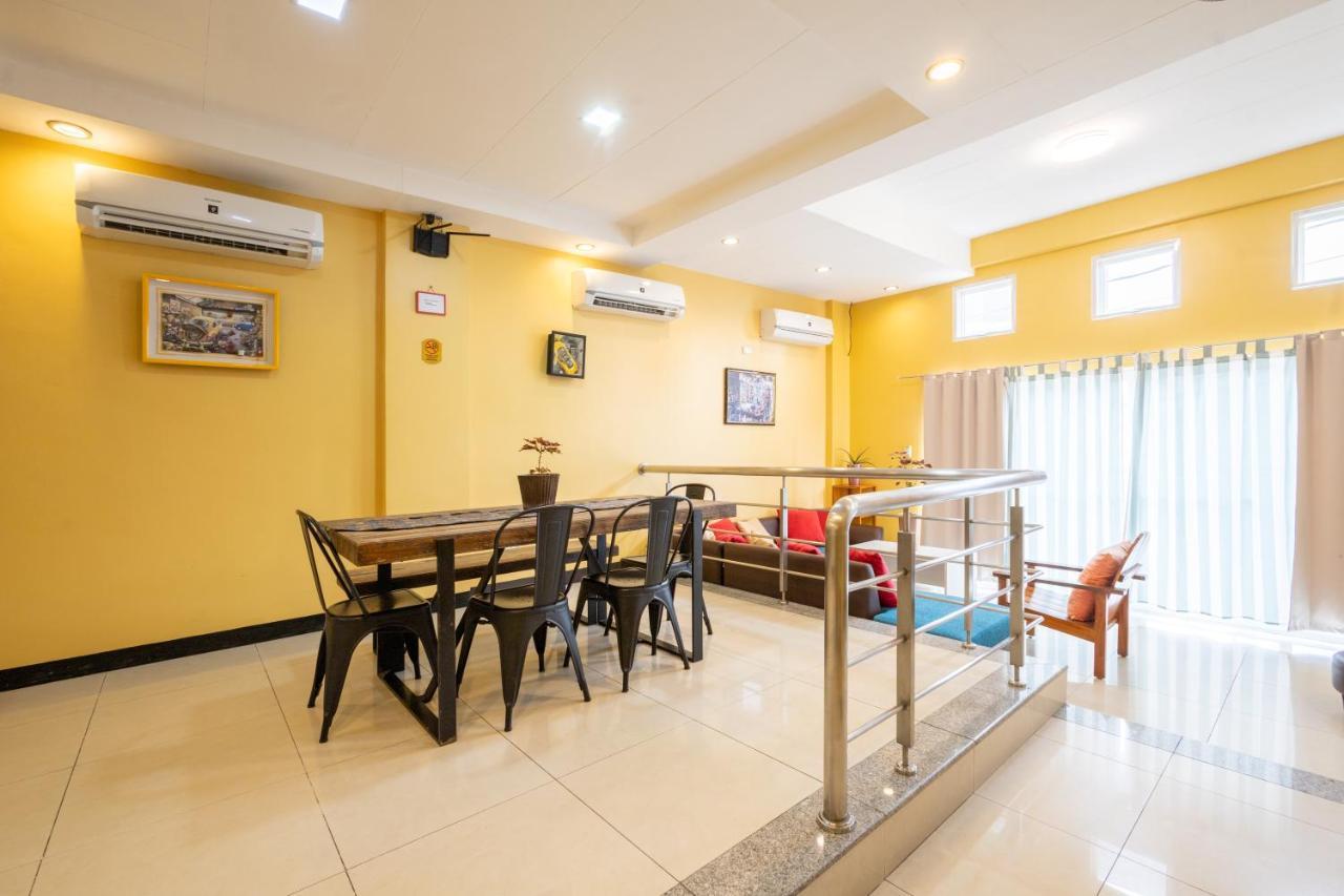 Casa Heradurra Uno/Dos Manila Eksteriør billede