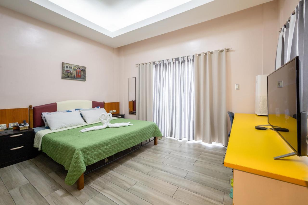 Casa Heradurra Uno/Dos Manila Eksteriør billede